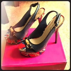 Shoe dazzle shoes... never worn!!